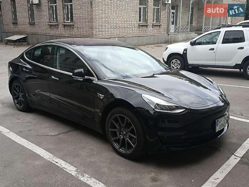 Tesla Model 3 2018