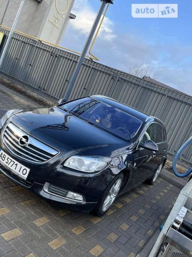 Opel Insignia 2011