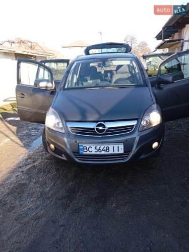 Opel Zafira 2012