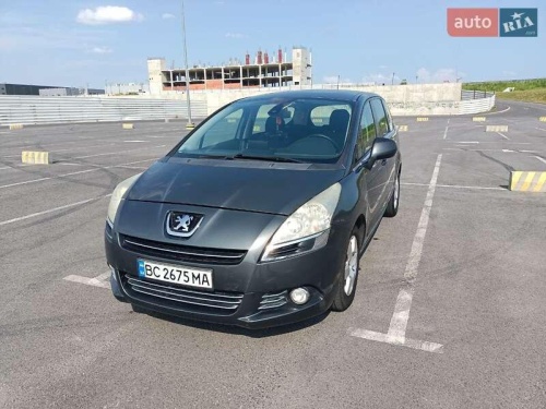Peugeot 5008 2010