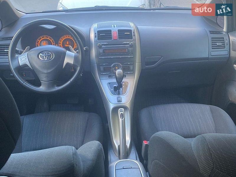 Toyota Auris 2008