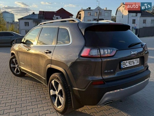 Jeep Cherokee 2019