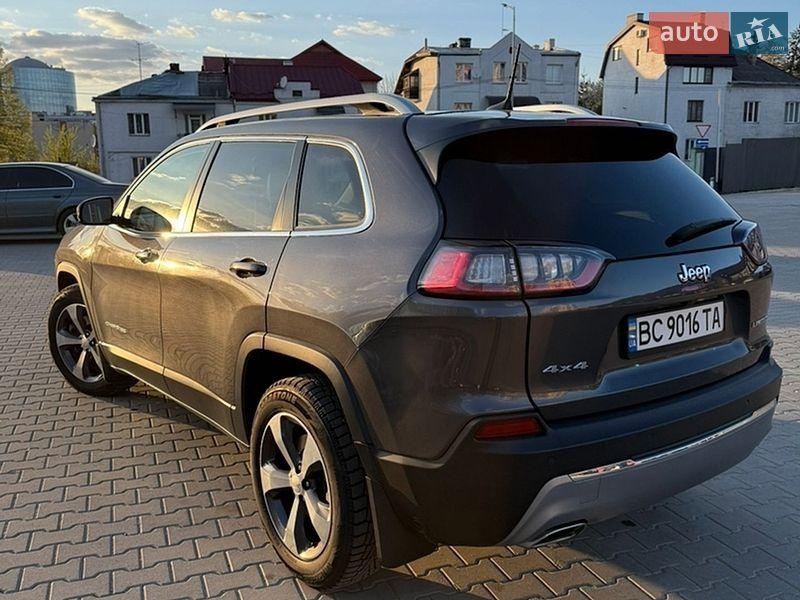 Jeep Cherokee 2019