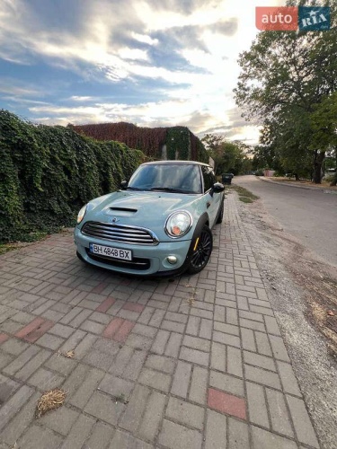 MINI Cooper 2011