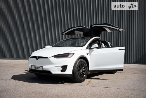 Tesla Model X 2017