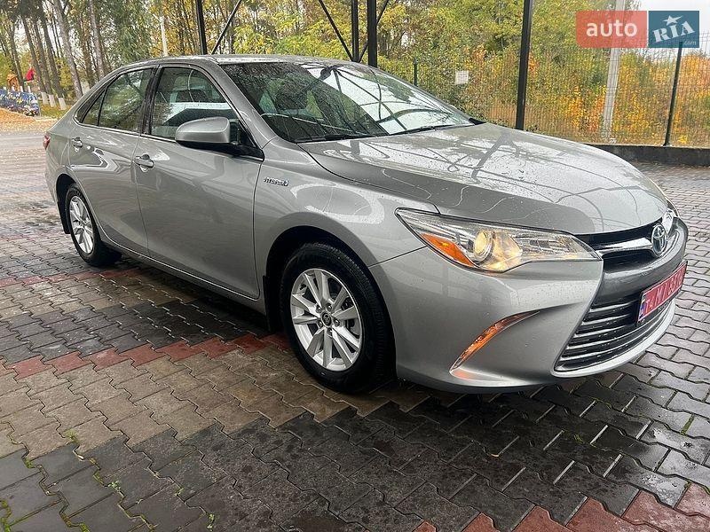 Toyota Camry 2017