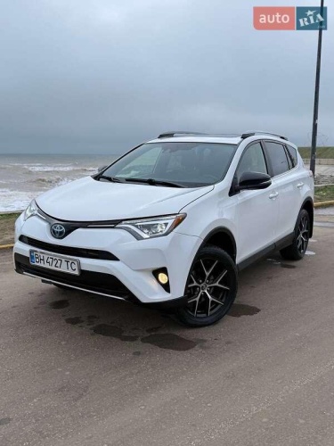 Toyota RAV4 2017