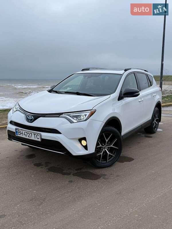 Toyota RAV4 2017
