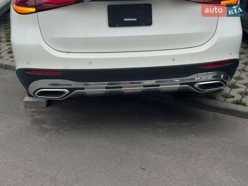 Mercedes-Benz GLC-Class 2025