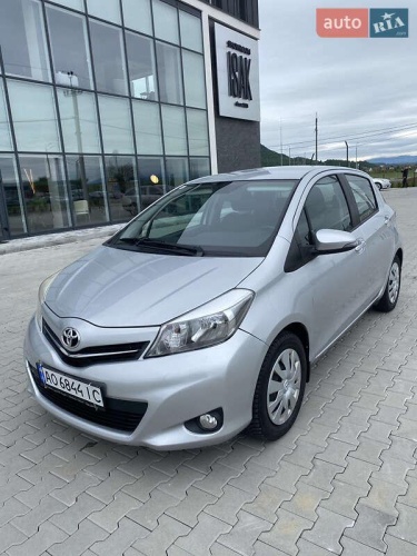 Toyota Yaris 2014