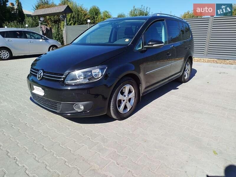 Volkswagen Touran 2011