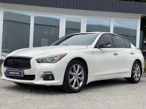 Infiniti Q50 2017