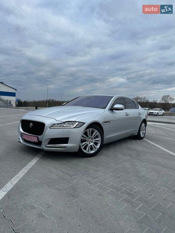 Jaguar XF 2016