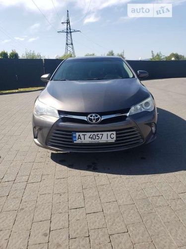 Toyota Camry 2016