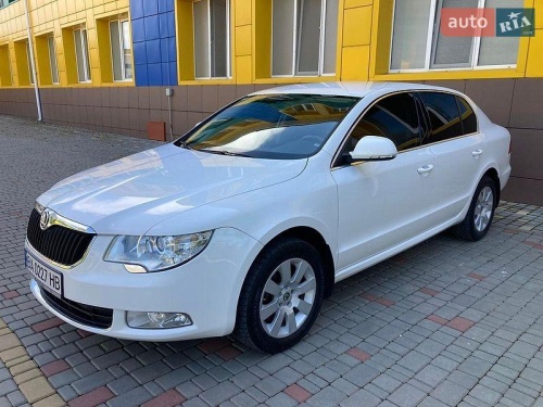 Skoda Superb 2012