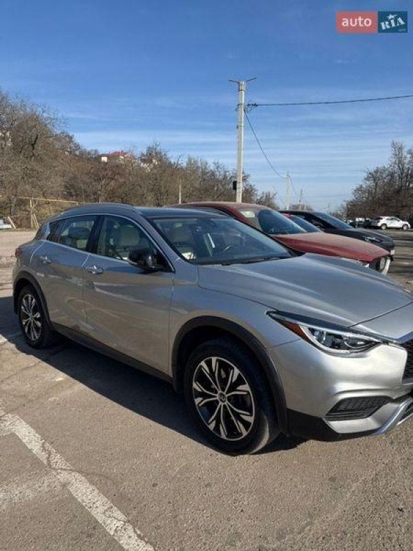 Infiniti QX30 2018