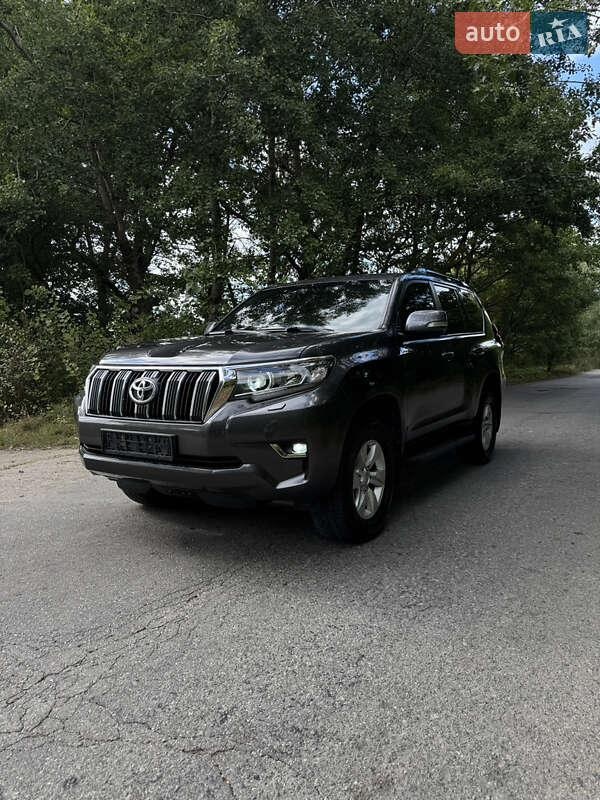 Toyota Land Cruiser Prado 2019