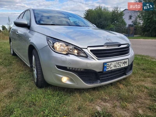 Peugeot 308 2016