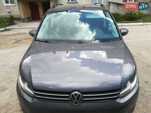 Volkswagen Touran 2011