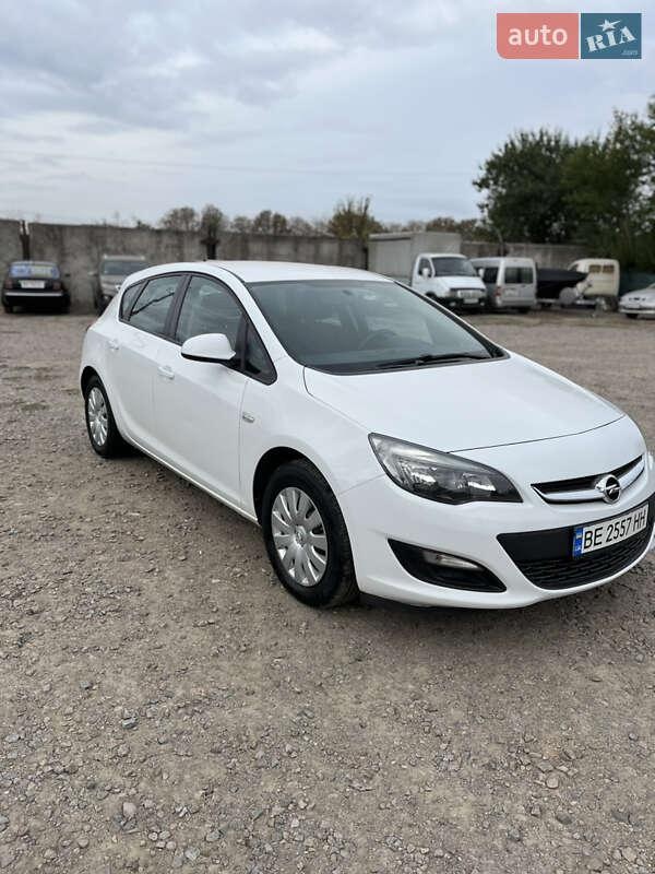 Opel Astra 2014