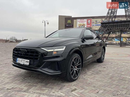 Audi Q8 2021