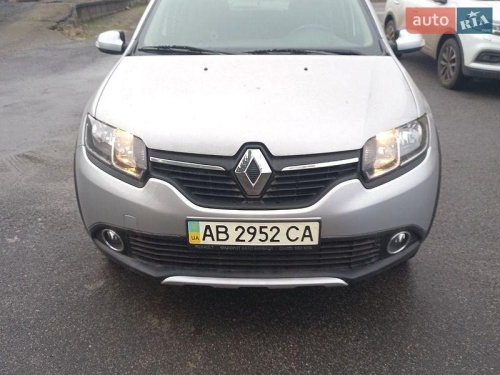 Renault Sandero 2013