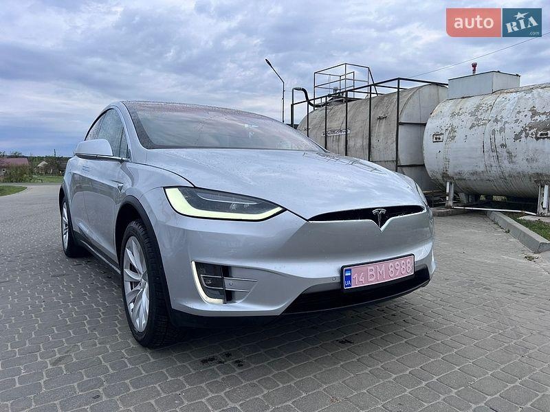 Tesla Model X 2017