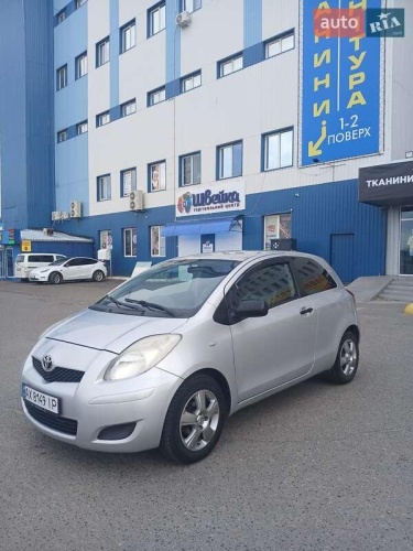 Toyota Yaris 2009