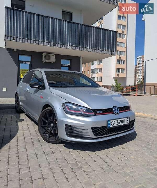 Volkswagen Golf GTI 2017