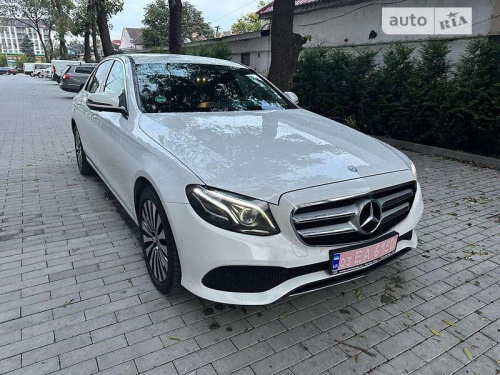 Mercedes-Benz E-Class 2016