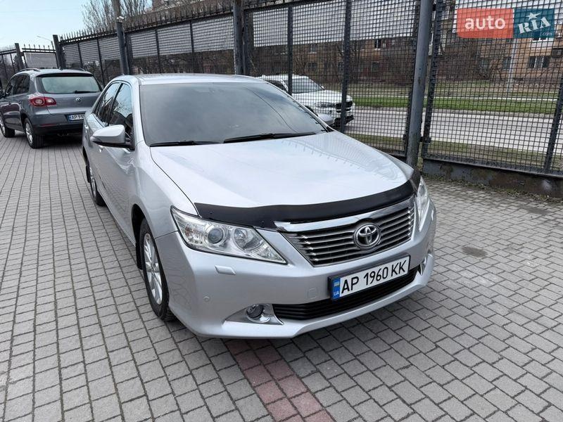 Toyota Camry 2013