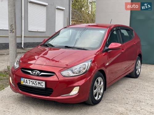 Hyundai Accent 2013