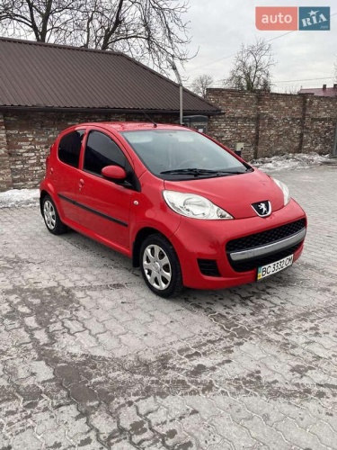 Peugeot 107 2011