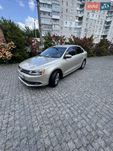 Volkswagen Jetta 2013