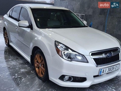 Subaru Legacy 2013