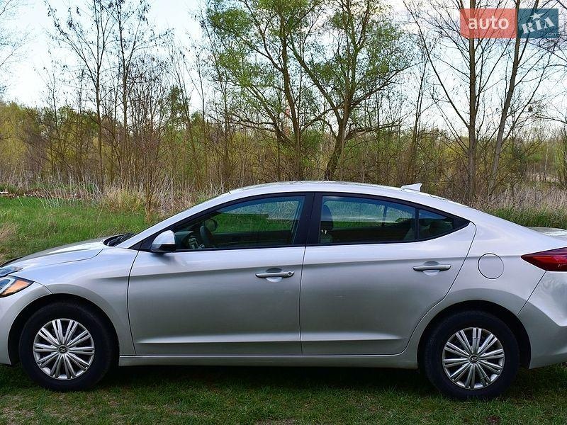 Hyundai Elantra 2016