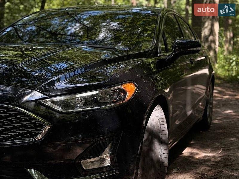 Ford Fusion 2019