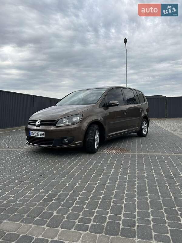 Volkswagen Touran 2011