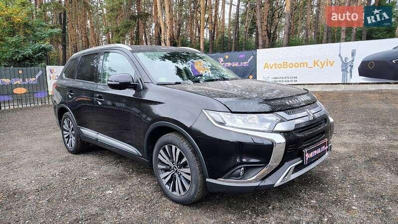 Mitsubishi Outlander 2018
