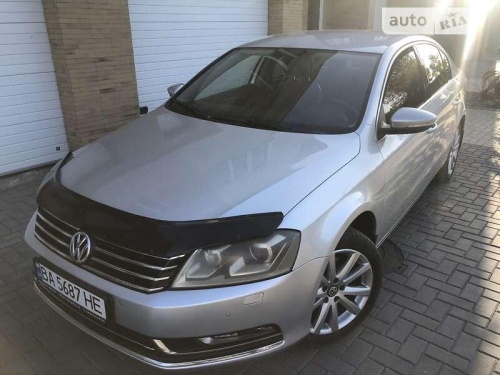 Volkswagen Passat 2011