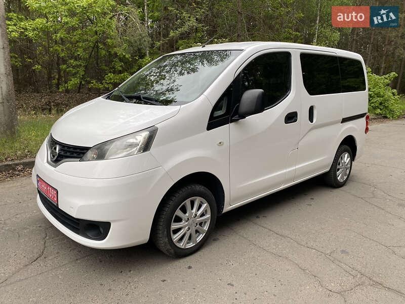 Nissan NV200 2013