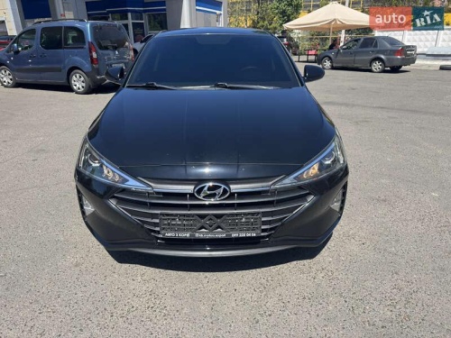 Hyundai Elantra 2019