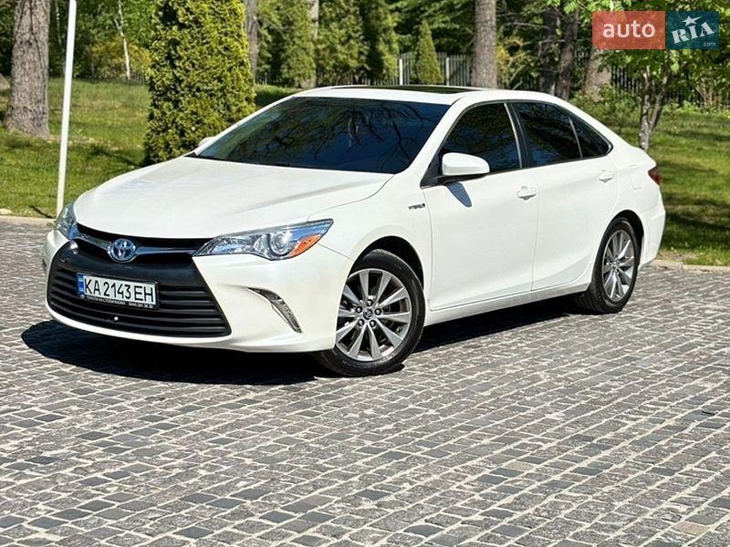 Toyota Camry 2015
