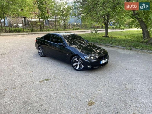 BMW 3 Series 2009