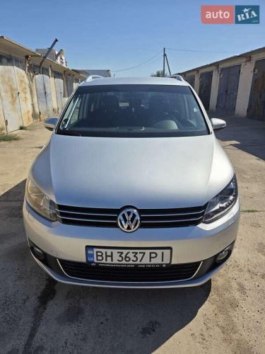 Volkswagen Touran 2014