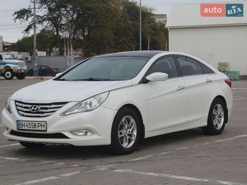 Hyundai Sonata 2010