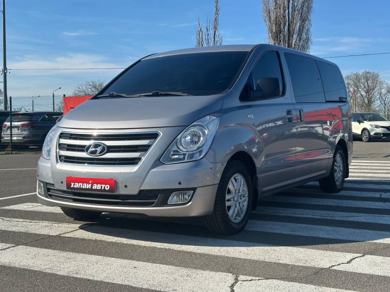 Hyundai H-1 2016