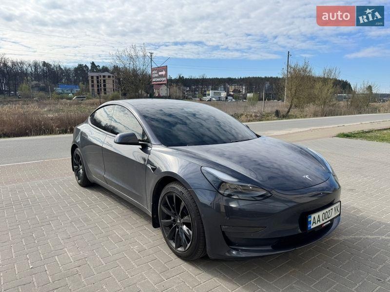 Tesla Model 3 2021