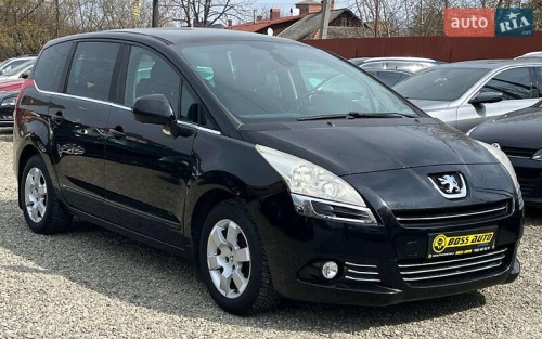 Peugeot 5008 2012