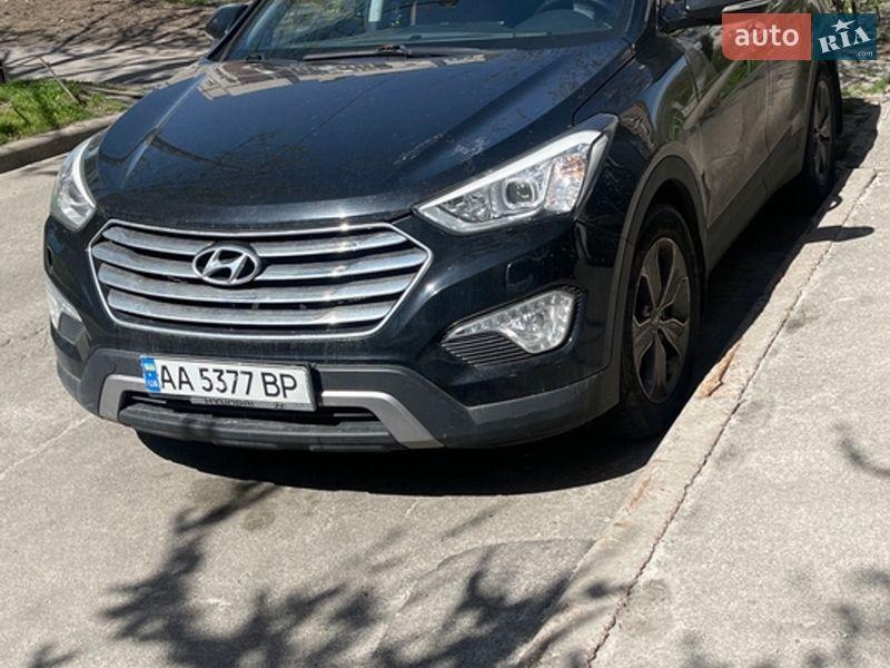 Hyundai Grand Santa Fe 2015